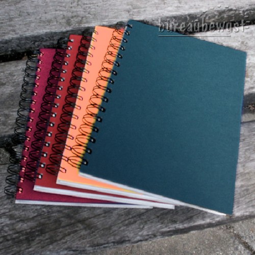 A4 spiraalboek blanco,  rood